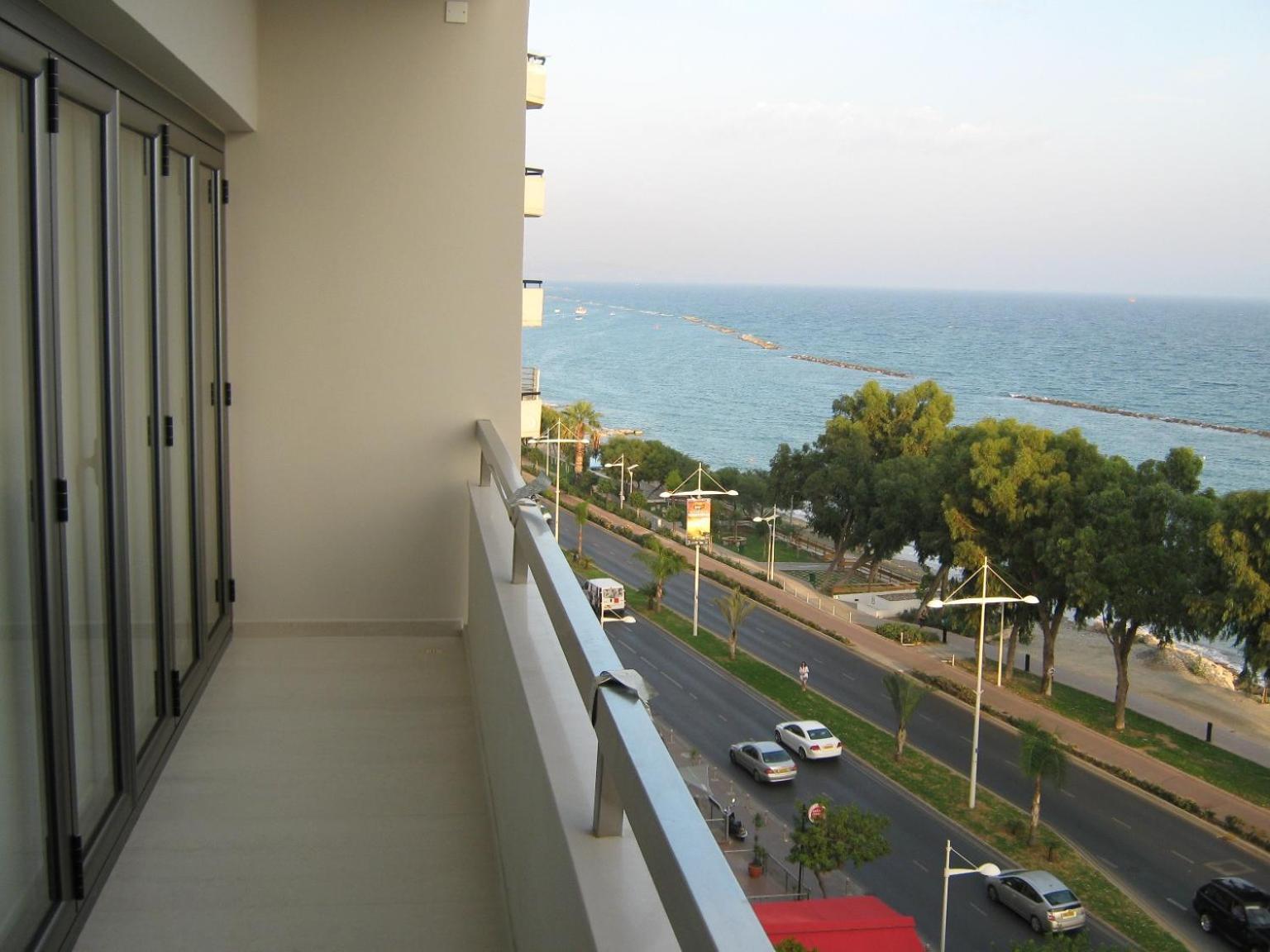 Apartment Seaview 602 By Ezoria *